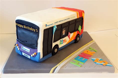 bus cake images